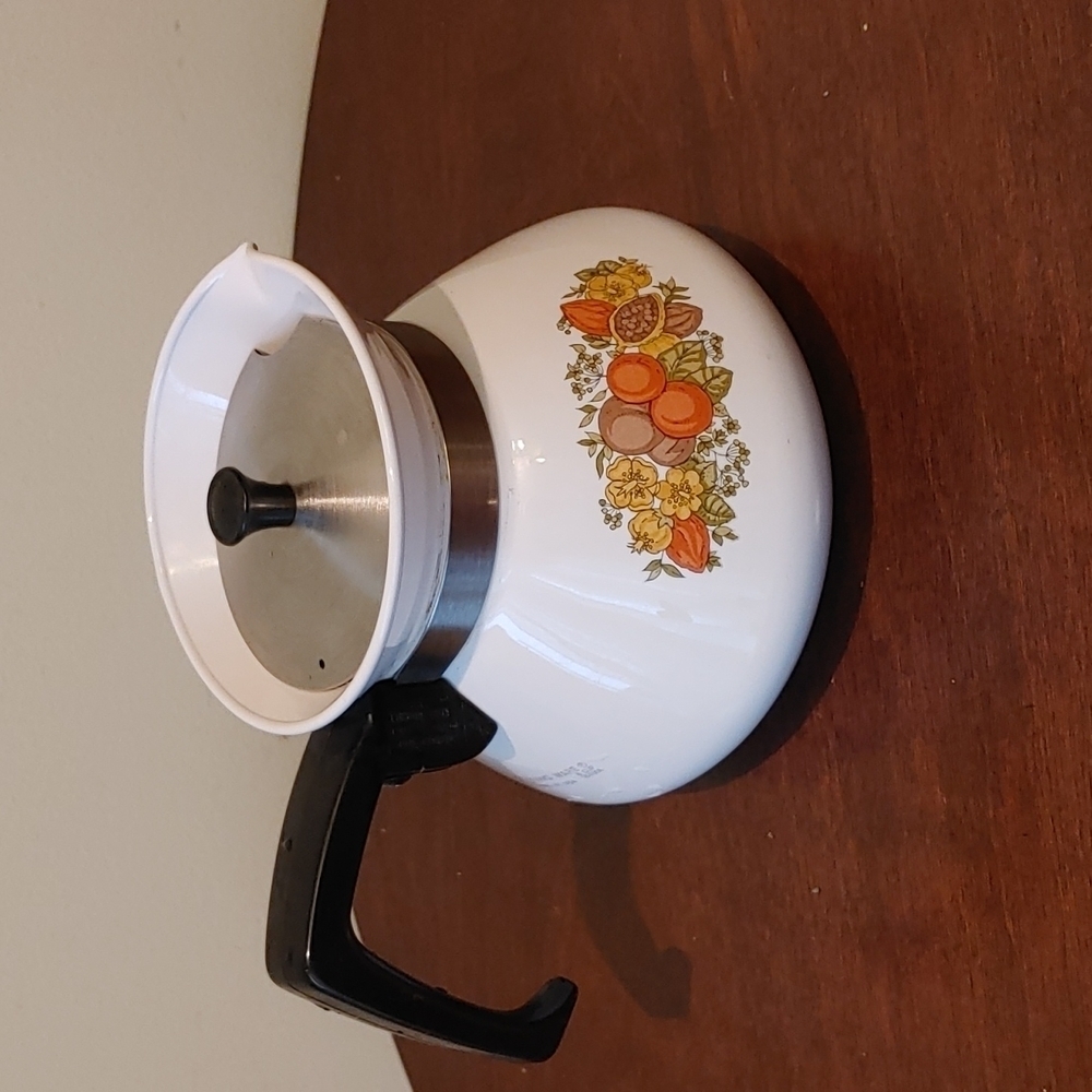 Corningware 6 Cup‎ Stove Top Teapot.